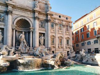 Girare per Roma centro senza bagagli cambia davvero l’esperienza? 1